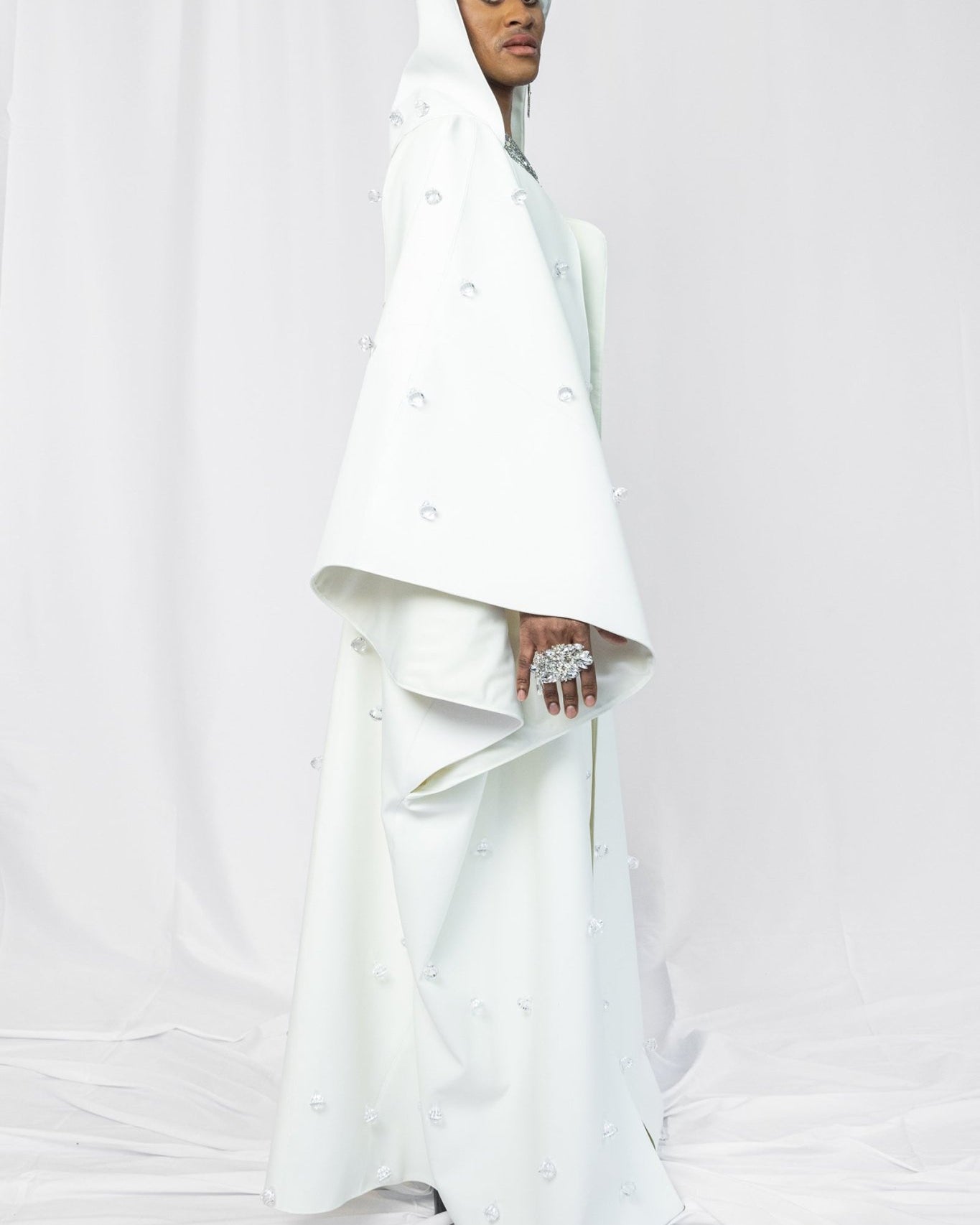 Demascare - Toronto, Canada - Sustainable, luxury fashion - The Lenworth Look - Cape