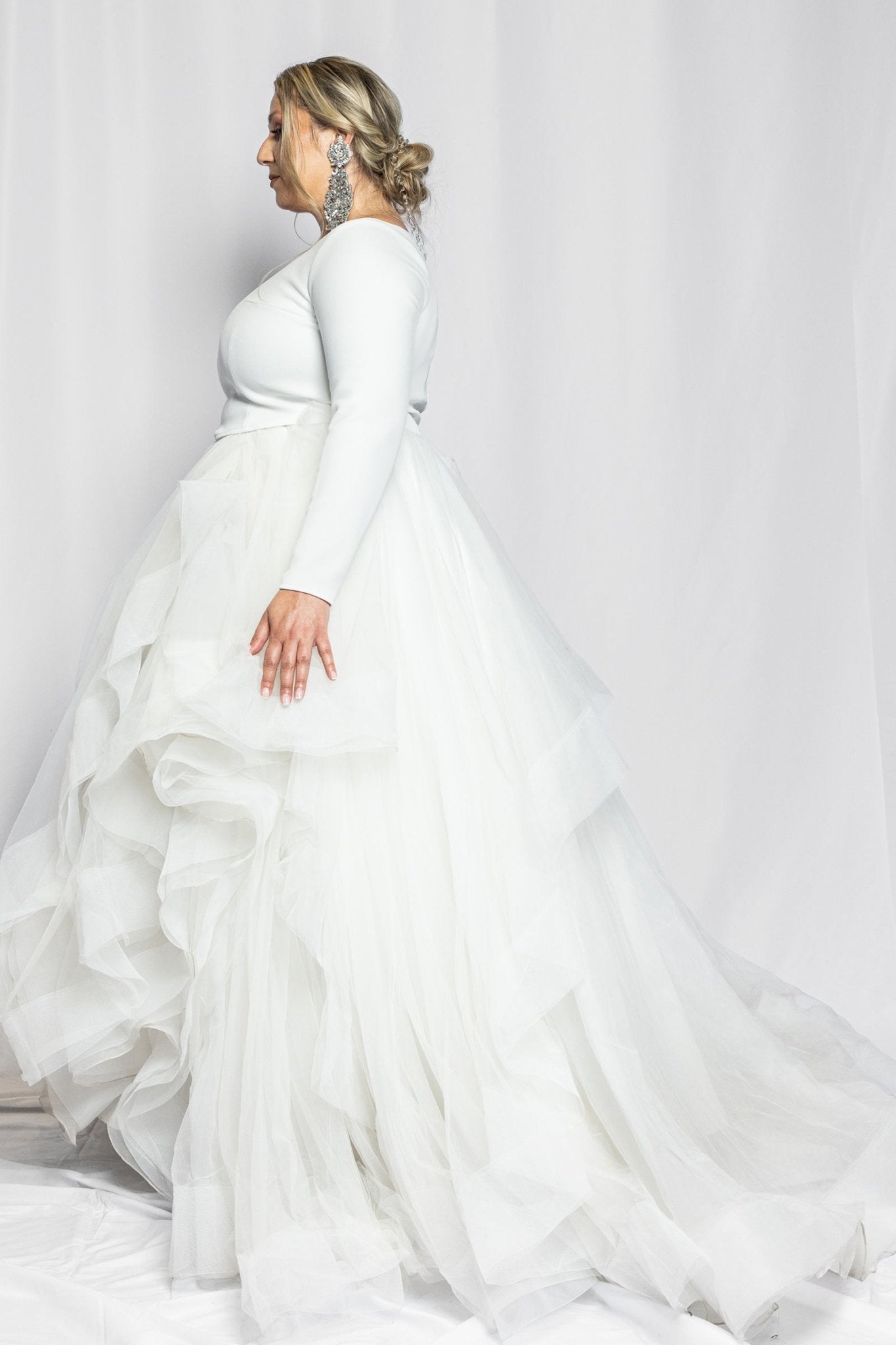 Demascare - Toronto, Canada - Sustainable, luxury fashion - The Levy Look