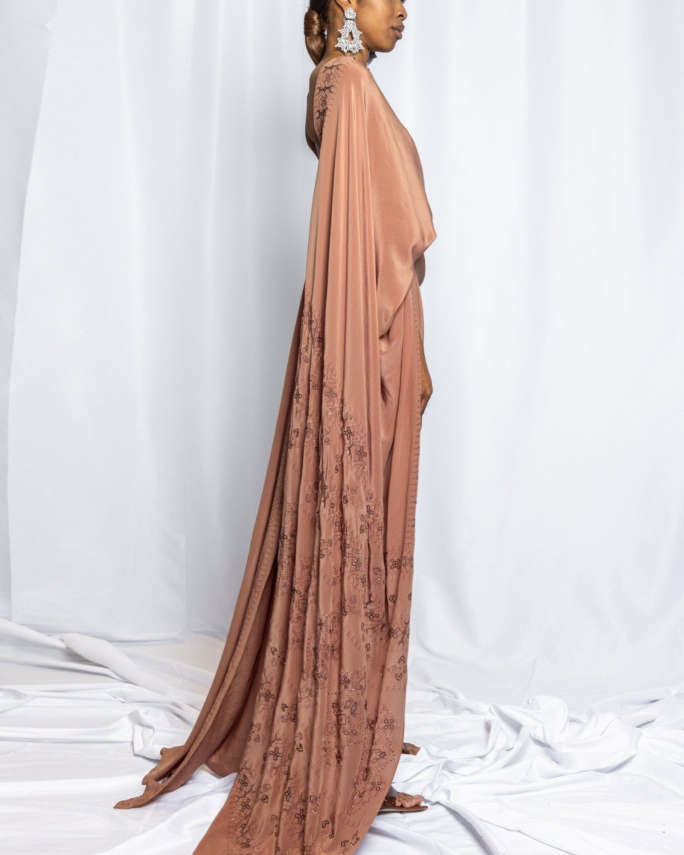 Demascare - Toronto, Canada - Sustainable, luxury fashion - The Sydni Look